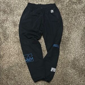 Adidas Black and Blue Jogger mens M used
